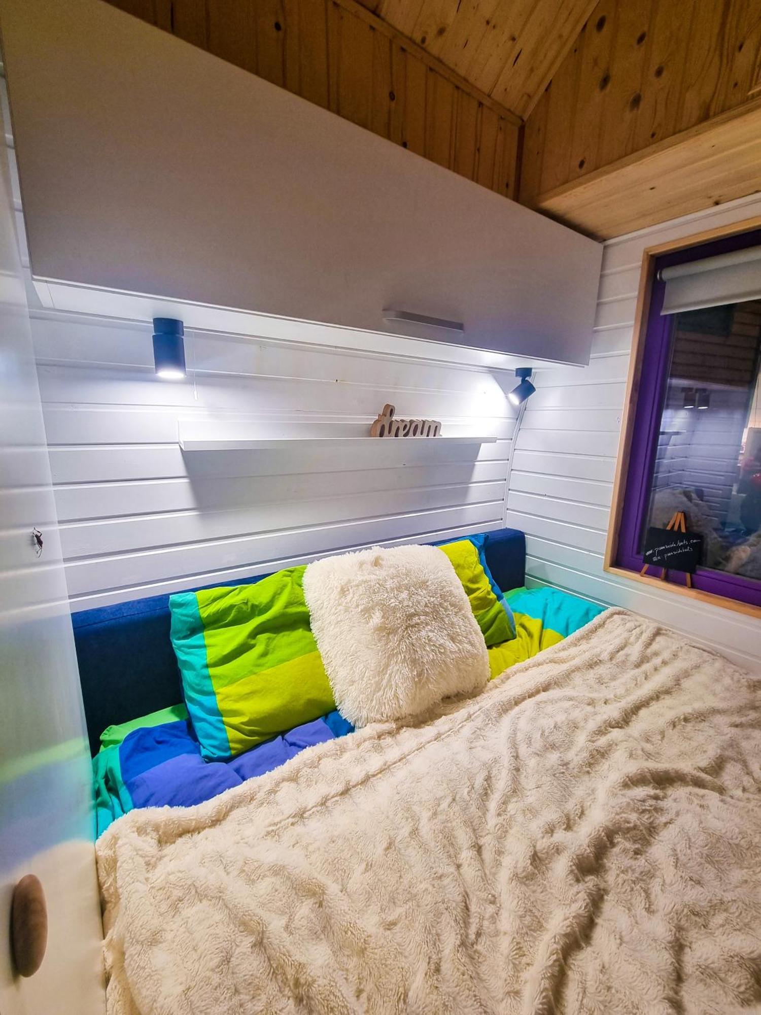 Central Tiny Houses Bukarest Exterior foto
