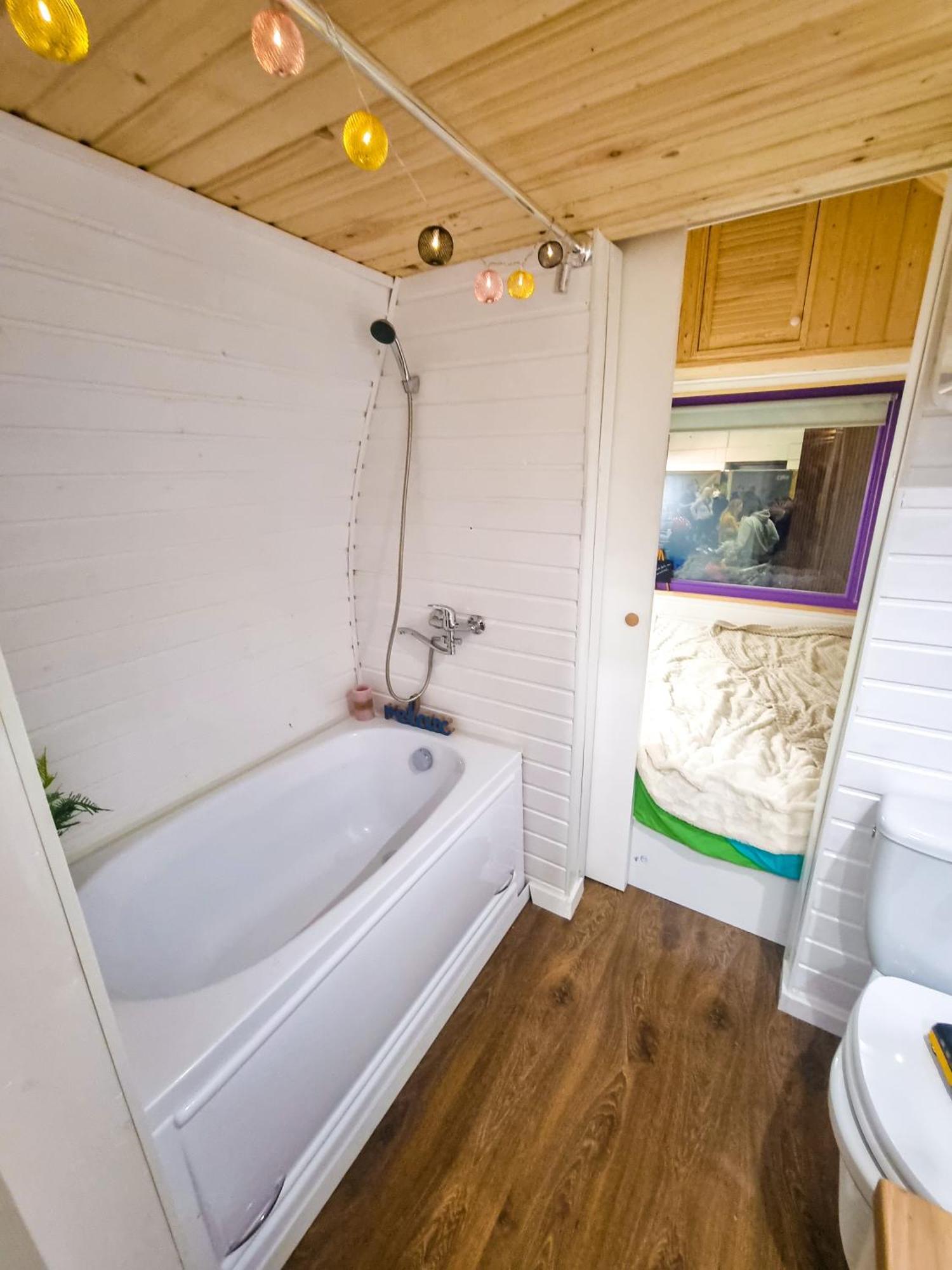Central Tiny Houses Bukarest Exterior foto